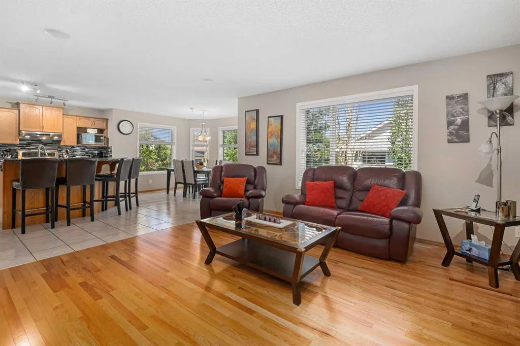 195 Cove Crescent