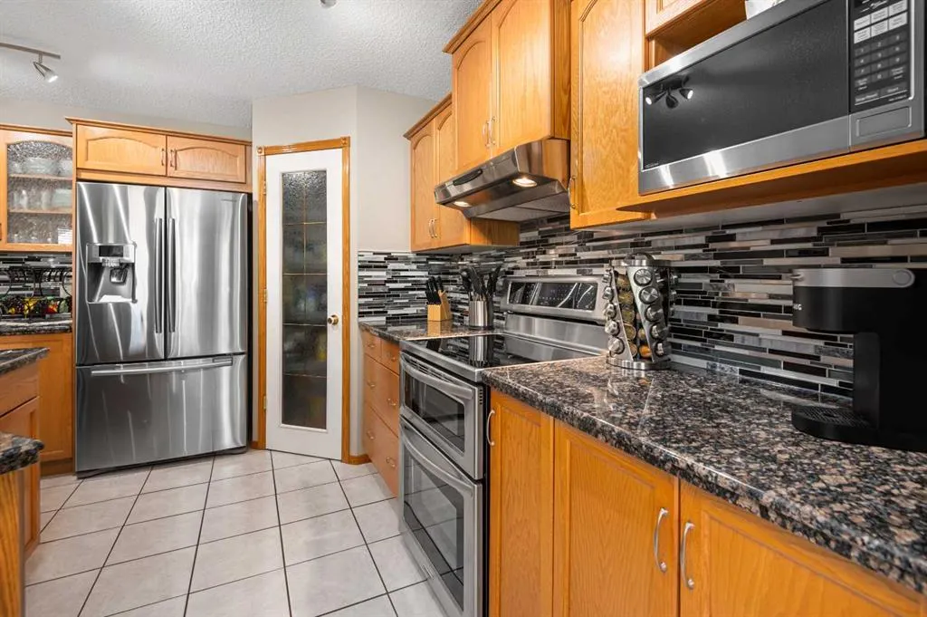 195 Cove Crescent