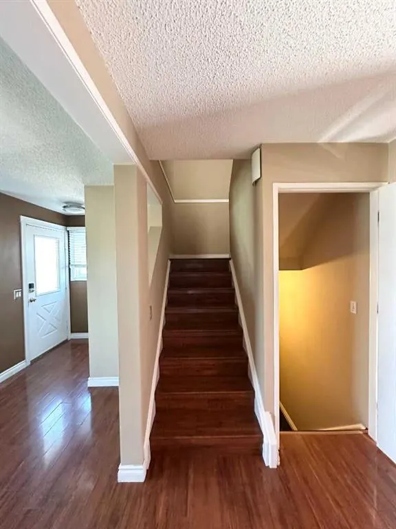 32 Erin Mount Crescent SE