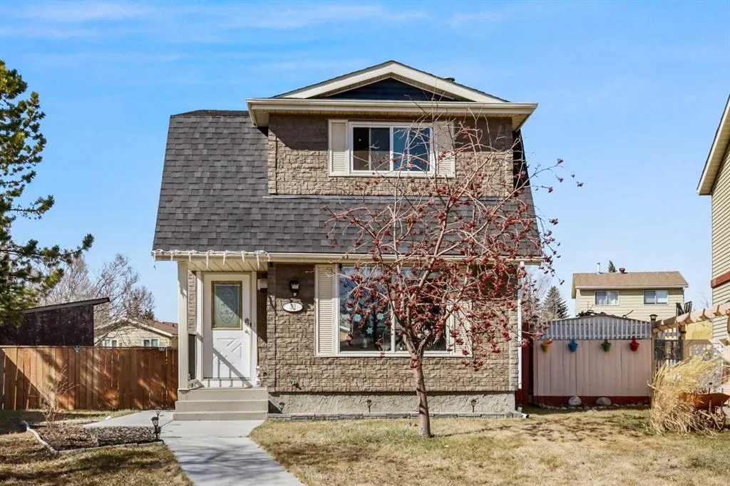 32 Erin Mount Crescent SE