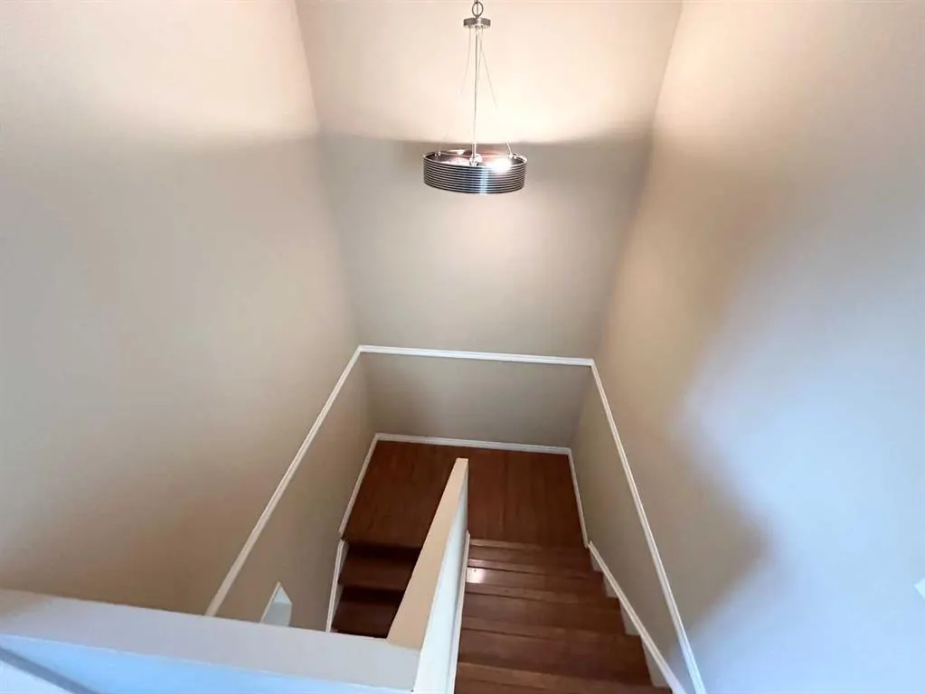 32 Erin Mount Crescent SE