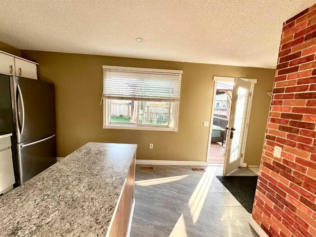 32 Erin Mount Crescent SE