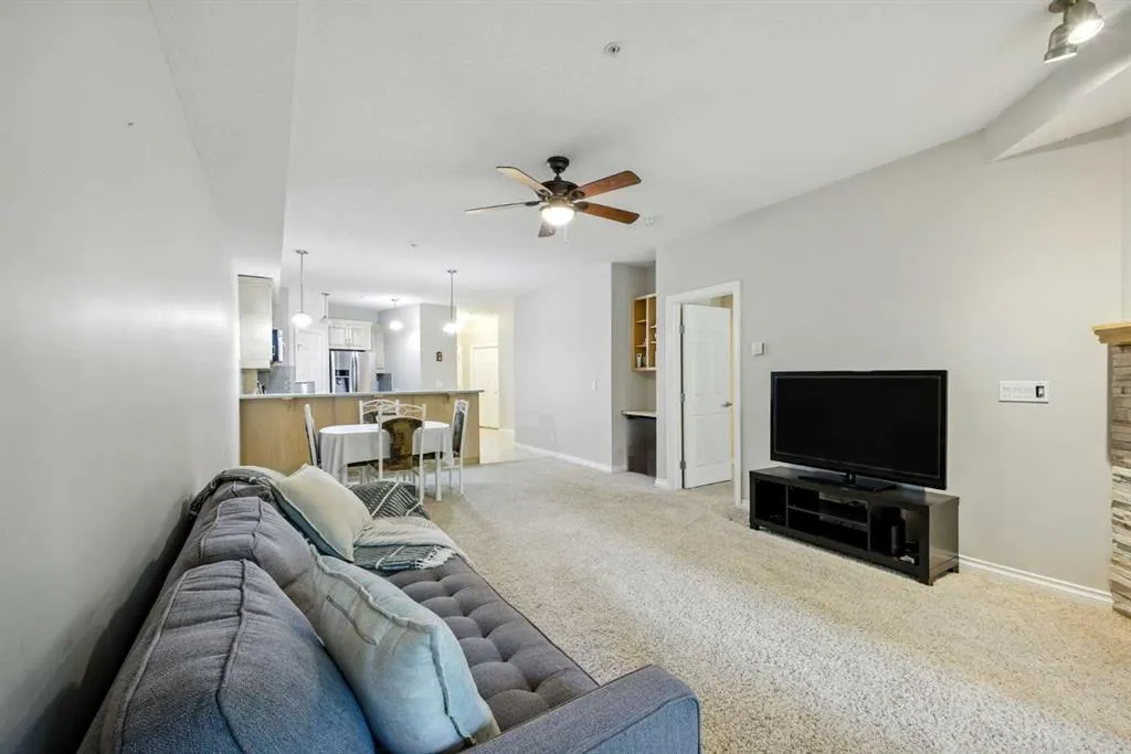 14 Hemlock Crescent SW, #8103