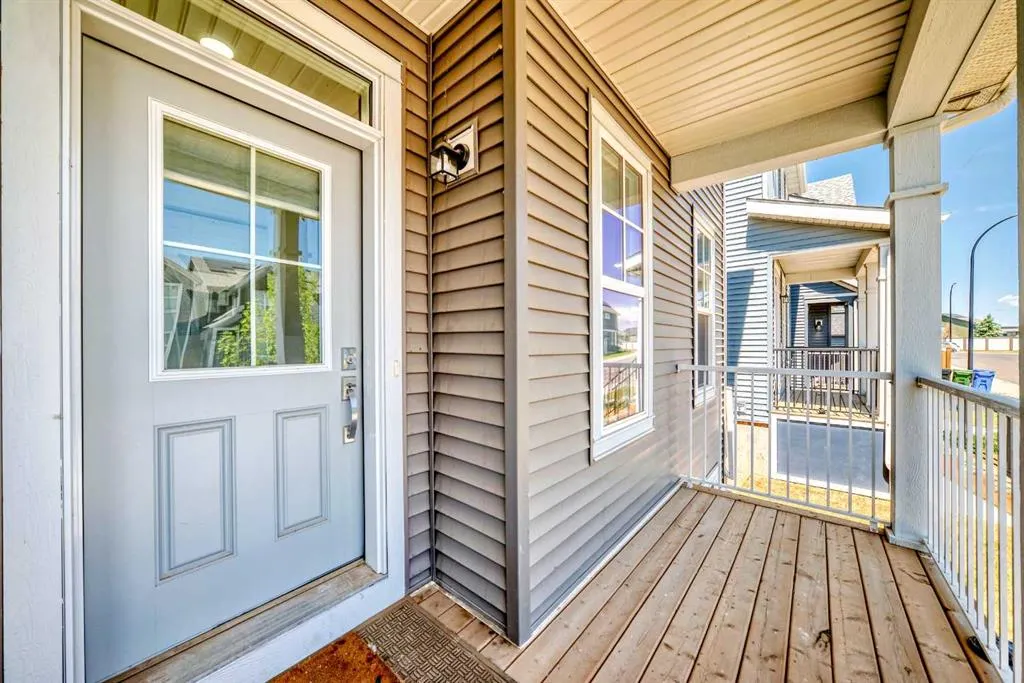 37 LAVENDER Passage SE