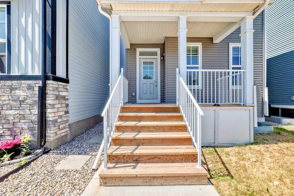 37 LAVENDER Passage SE