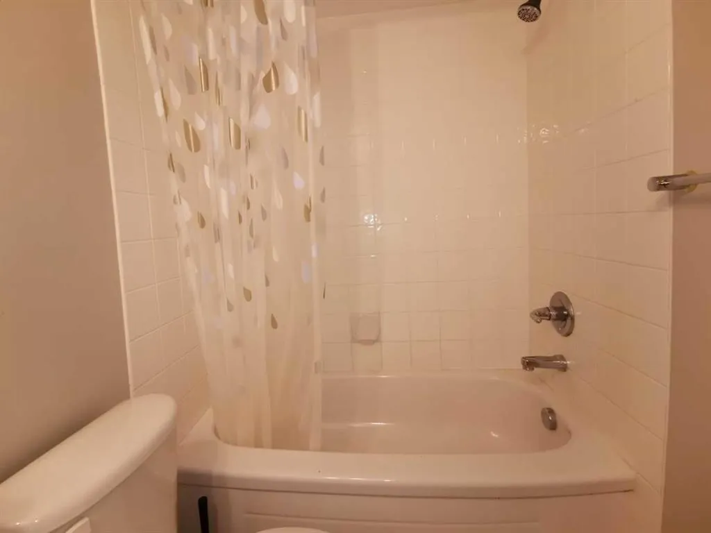 369 Rocky Vista Park NW, #129