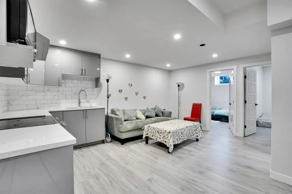 20 Cornerstone Link NE