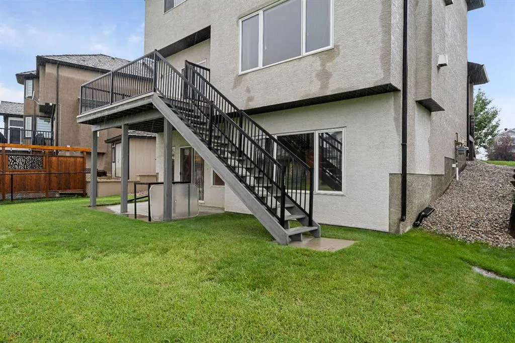 151 Cove Close