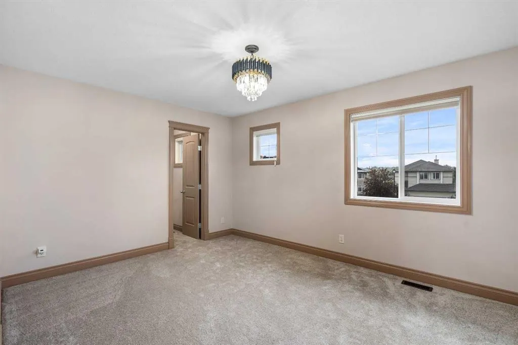 151 Cove Close