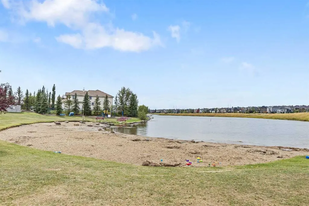 151 Cove Close