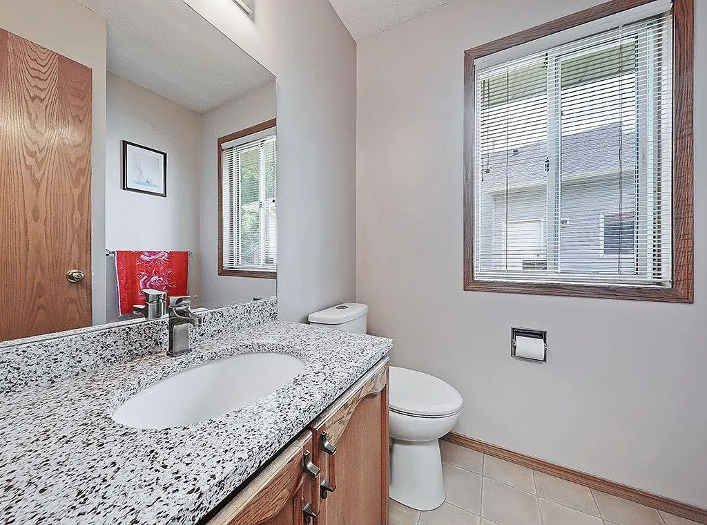 154 Sandarac Drive NW
