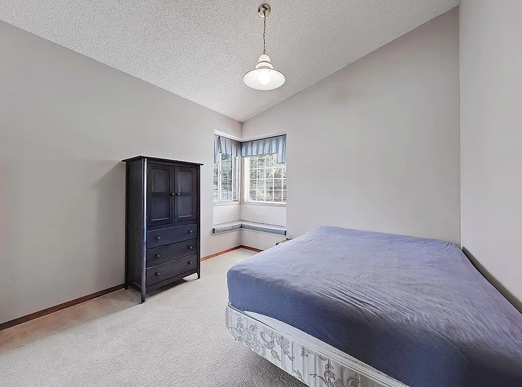 154 Sandarac Drive NW