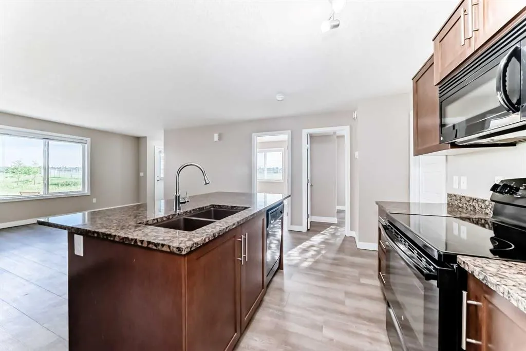 2781 Chinook Winds Drive SW, #5101