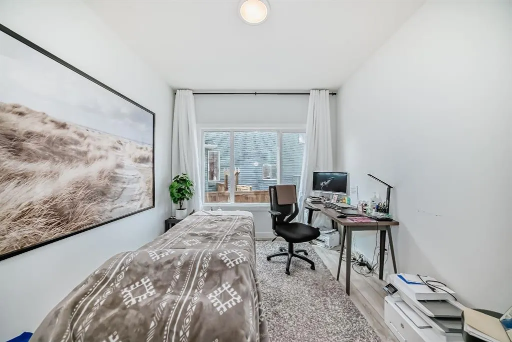 171 Red Sky Crescent NE