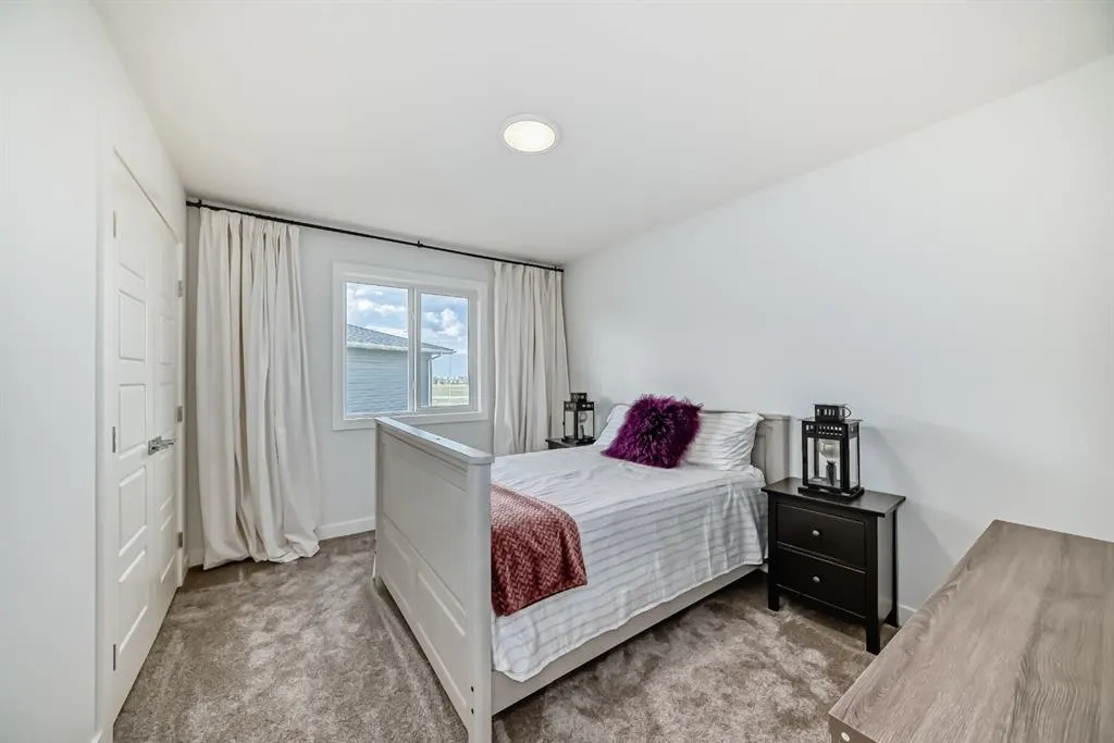 171 Red Sky Crescent NE