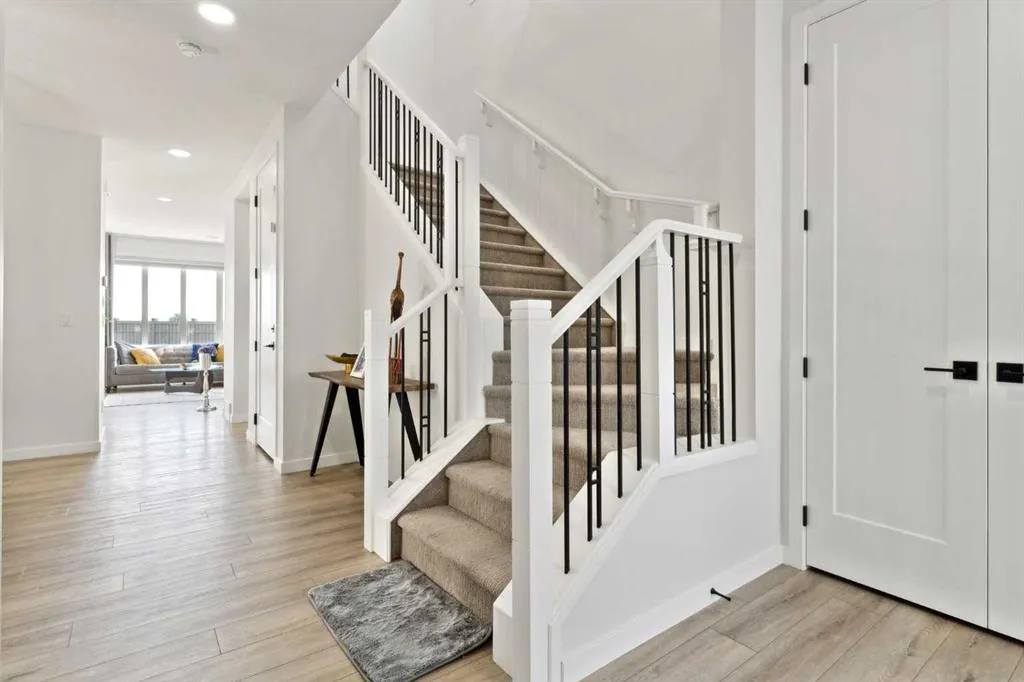 44 Magnolia Crescent SE
