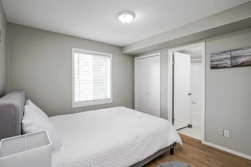 604 8 Street SW, #4310