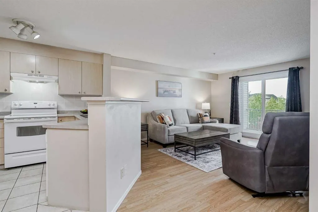 604 8 Street SW, #4310