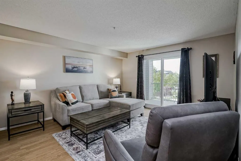 604 8 Street SW, #4310