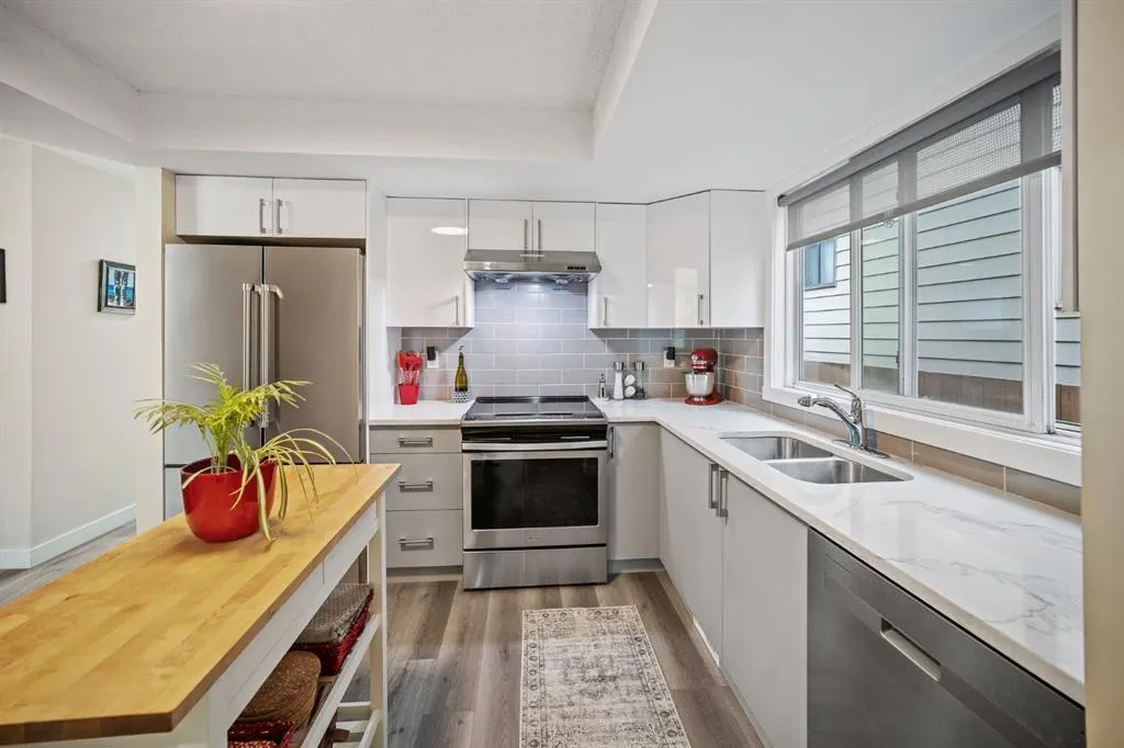 84 Rivervalley Drive SE