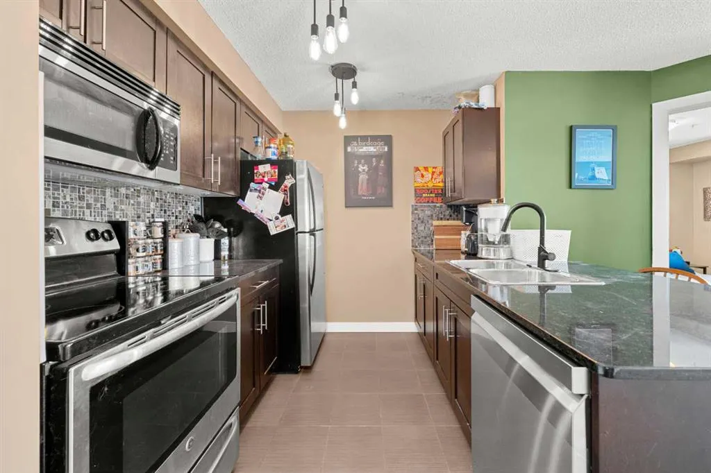 403 Mackenzie Way SW, #3309