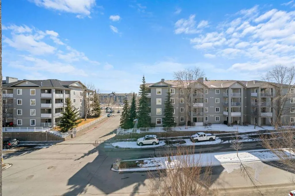 403 Mackenzie Way SW, #3309