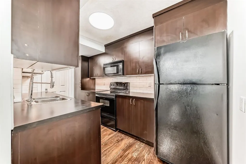 1530 16 Avenue SW, #101