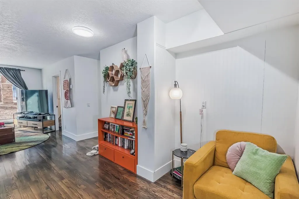1530 16 Avenue SW, #101