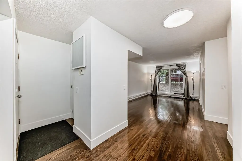 1530 16 Avenue SW, #101