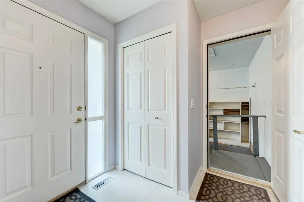 155 Macewan Ridge Villas NW