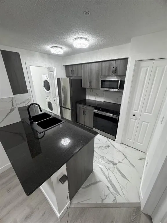 81 Legacy Boulevard SE, #1327