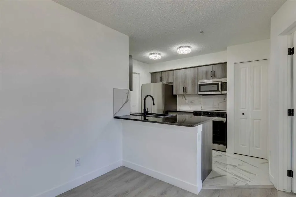 81 Legacy Boulevard SE, #1327