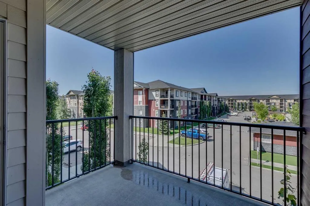 81 Legacy Boulevard SE, #1327
