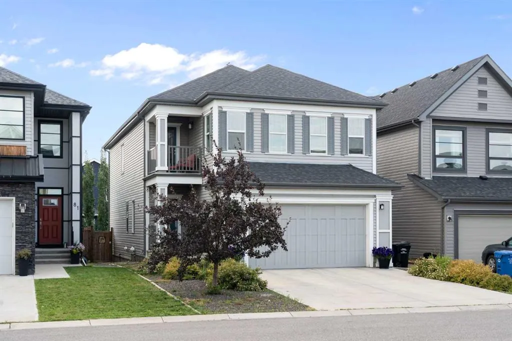 77 Copperpond Street SE