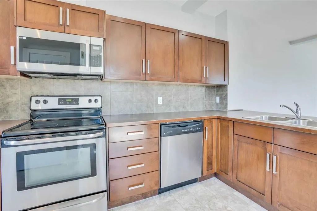 178 New Brighton Point SE