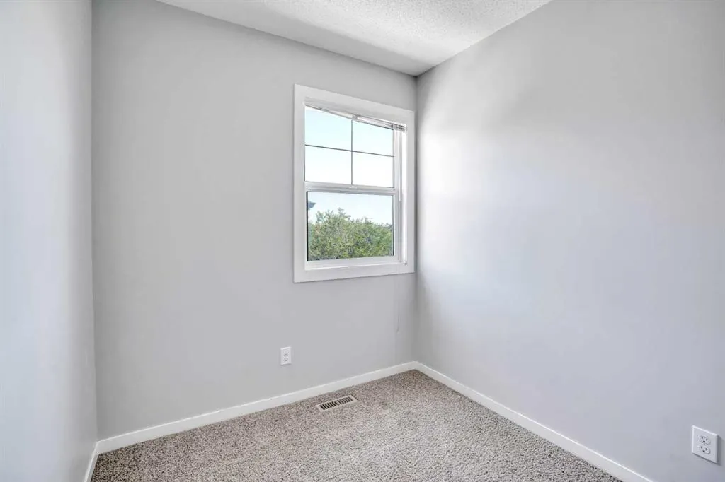 178 New Brighton Point SE