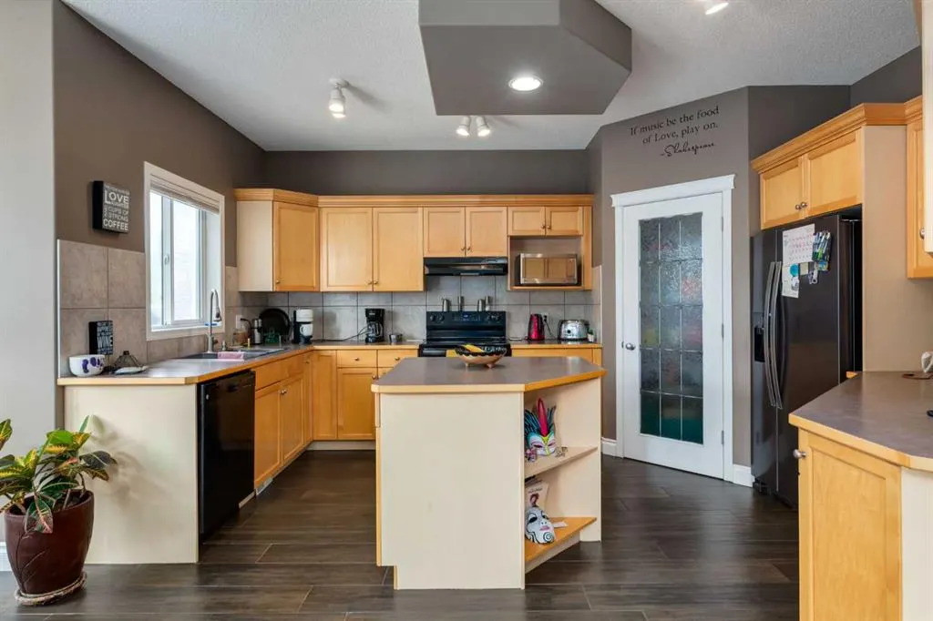 169 Tuscany Ridge Park NW