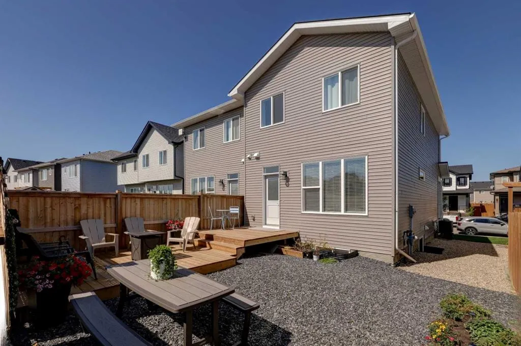 245 Ellen Way