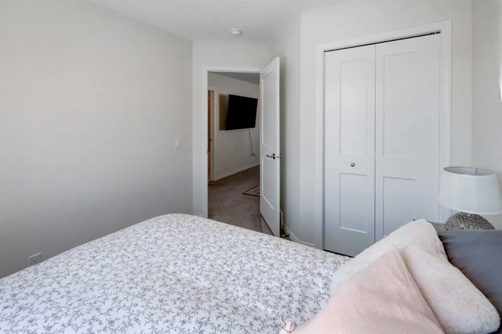 245 Ellen Way