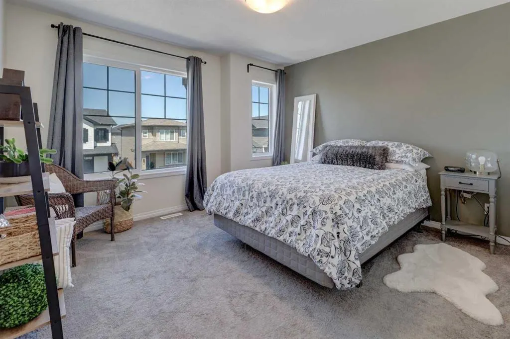 245 Ellen Way