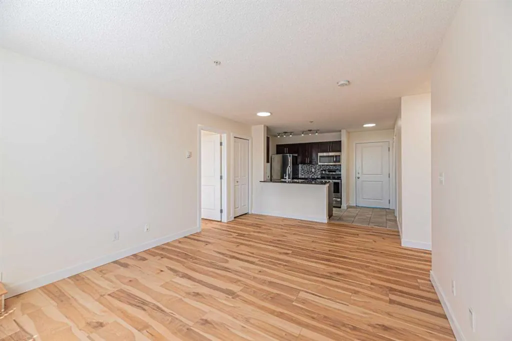1317 27 Street SE, #4405
