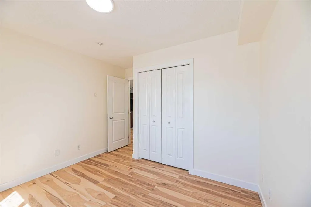 1317 27 Street SE, #4405