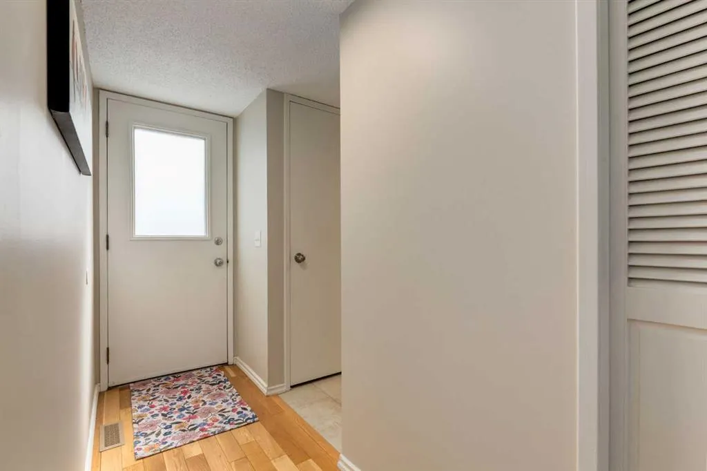 24 Berkley Place NW