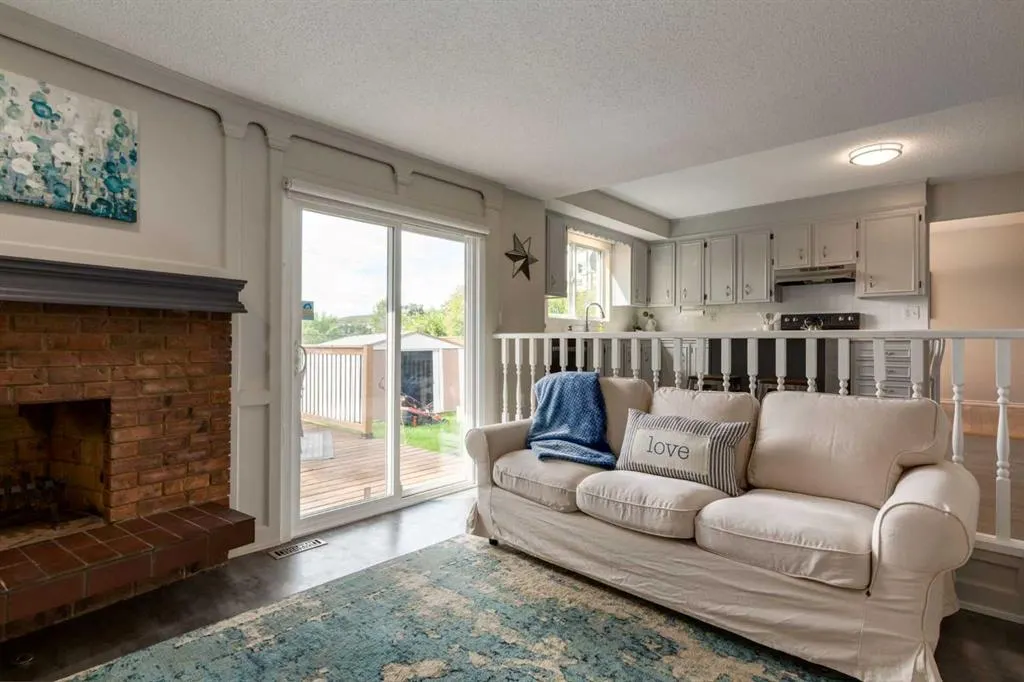 24 Berkley Place NW