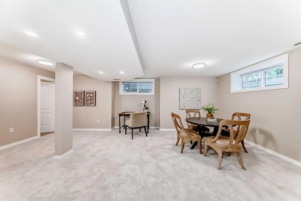 100 Coopers Common SW, #105