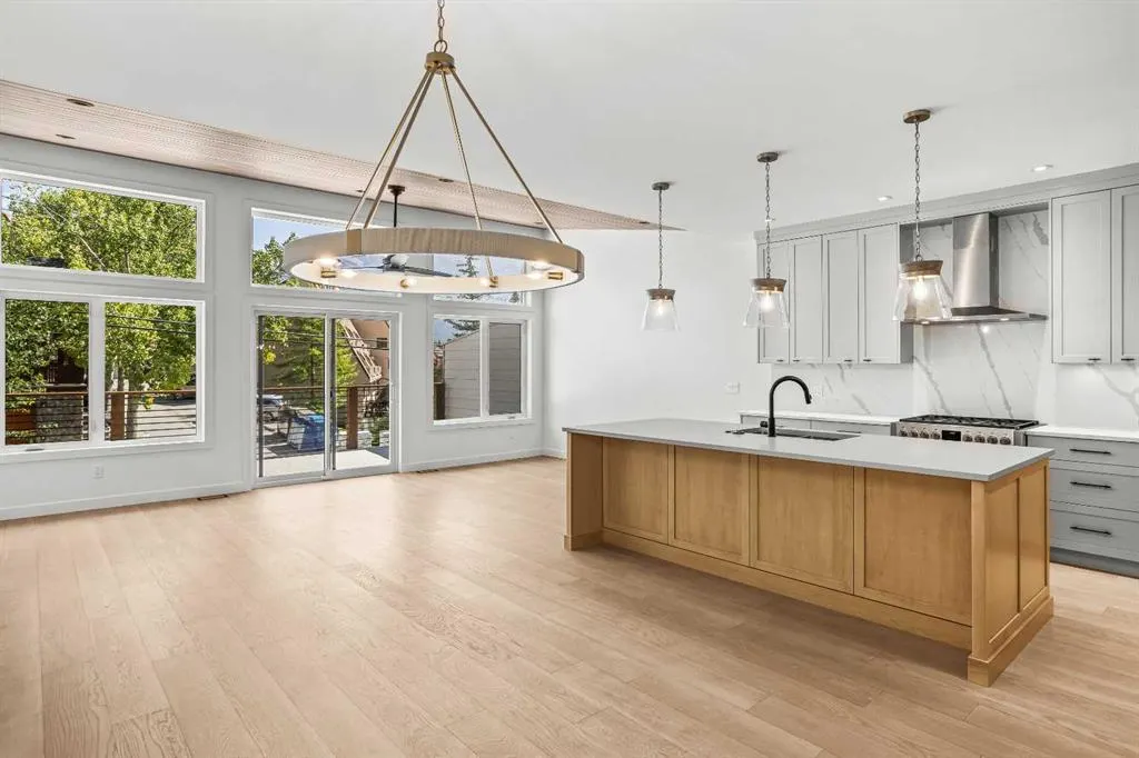 245B Three Sisters Drive