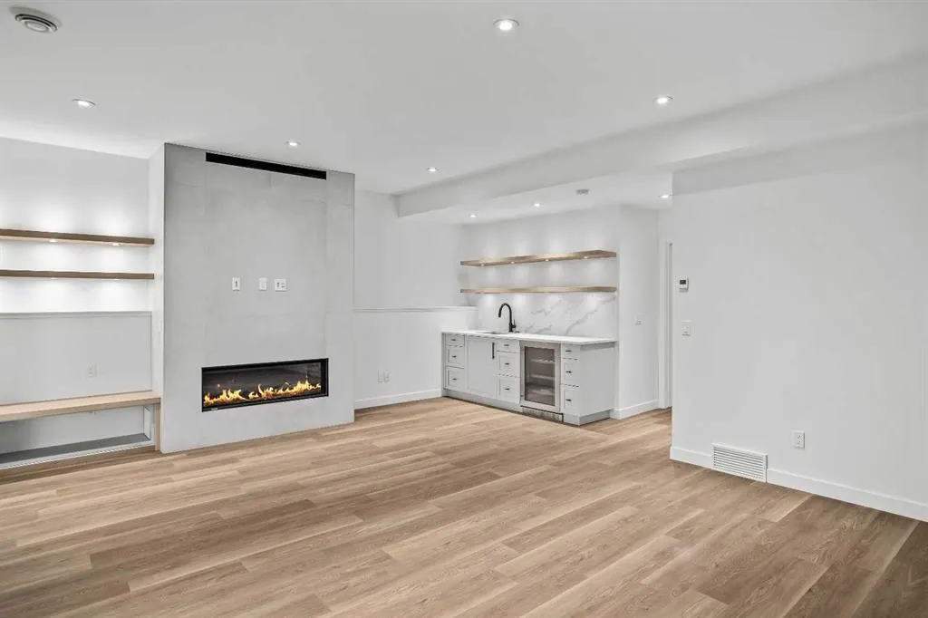 245B Three Sisters Drive