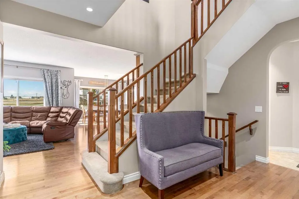507 Westmount Close