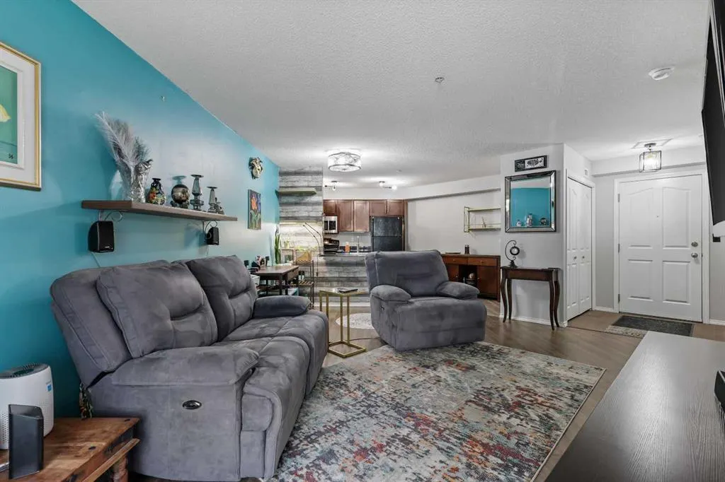 355 Taralake Way NE, #120