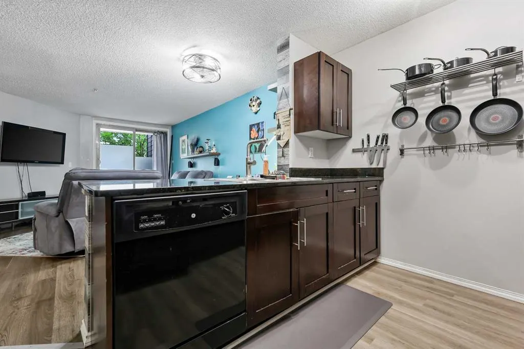 355 Taralake Way NE, #120